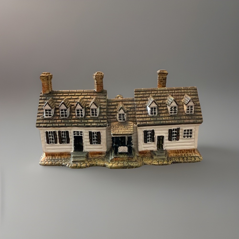2005 Lang & Wise Chownings Tavern Colonial Williamsburg 3.75" Ornament CW19 EUC